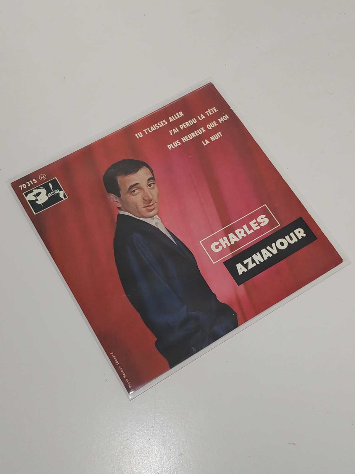 Vintage 45 tours ancien Charles Aznavour disque vinyle rétro collection rare