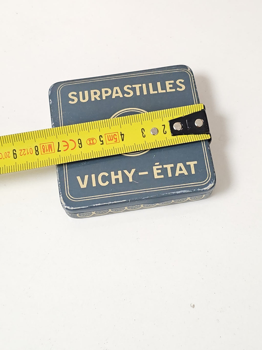 Petite boîte publicitaire ancienne Vichy rétro, collection vintage déco rare
