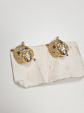 Paire de boucles d?oreilles anciennes vintage en métal doré et strass rétro