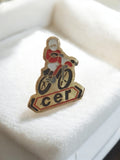 Pin's vintage CER moto émaillé ancien badge auto-école publicité rétro