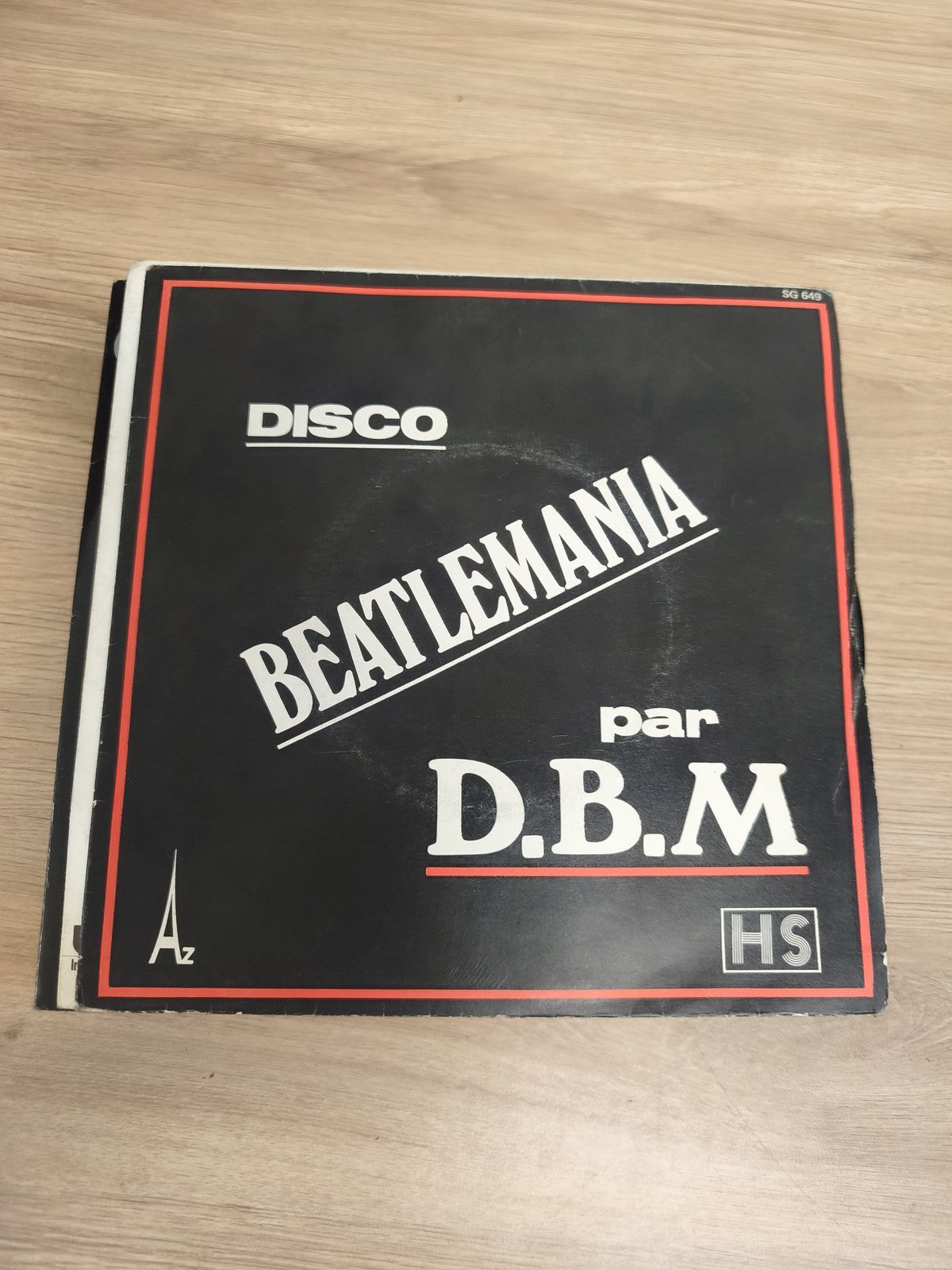 Vinyle 45 tours Beatlemania par D.B.M, pochette noire, disque disco