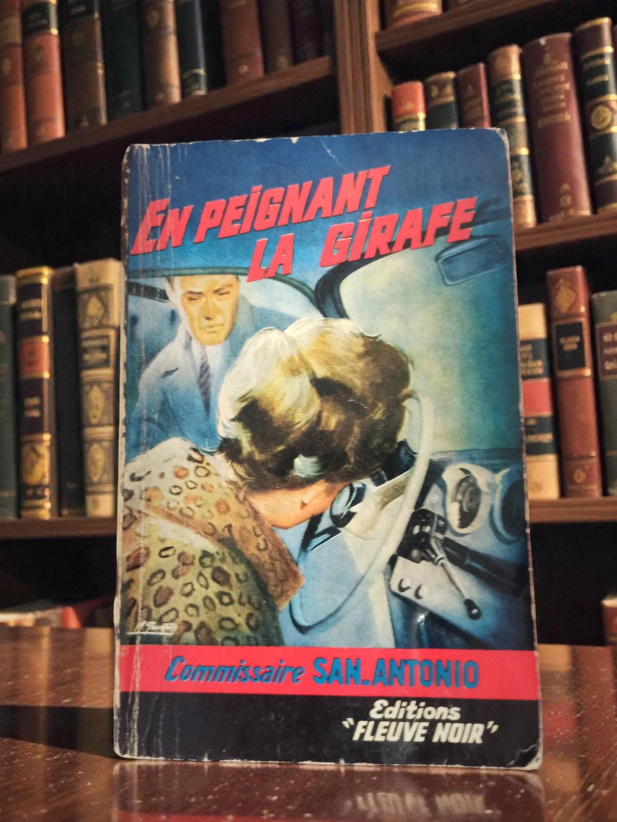 Livre de poche vintage commissaire San-Antonio ancien roman polar rétro collecti
