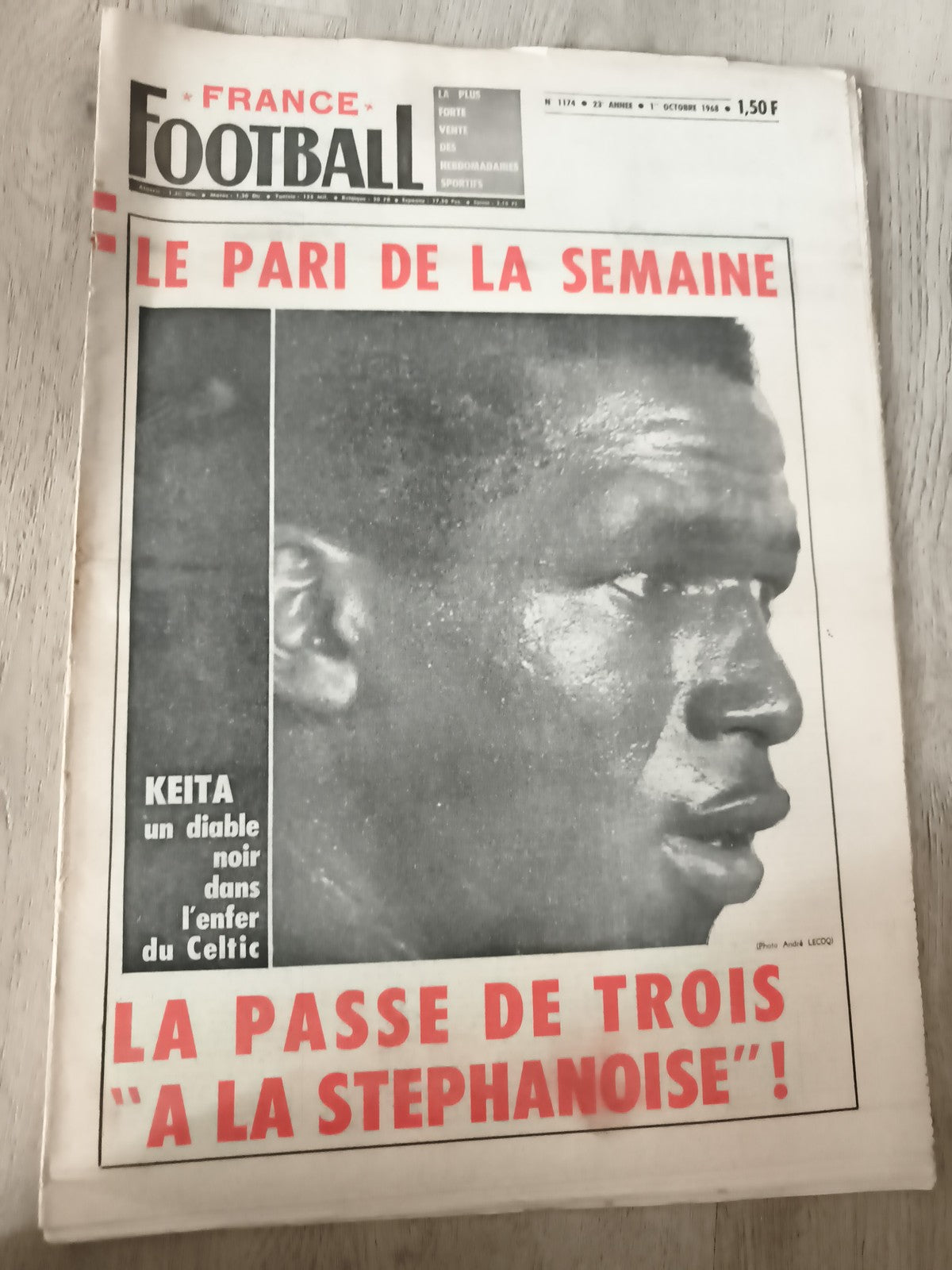 Ancien journal France Football 1968 Keita Saint-Étienne vintage presse sport