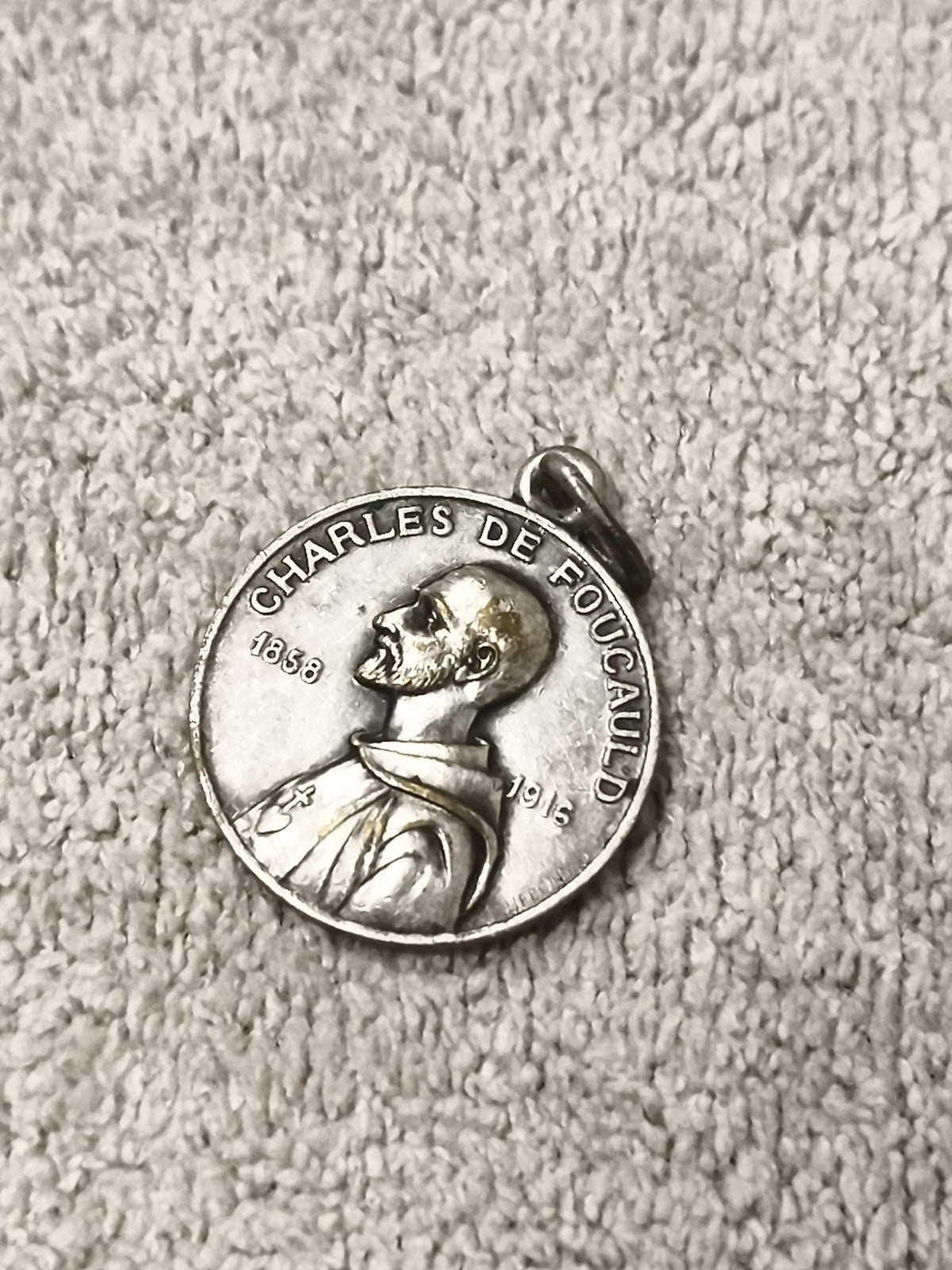 Médaille ancienne Charles de Foucauld 1858-1916 pendentif religieux vintage