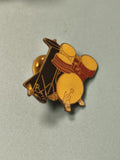 Vintage pin's rock batterie jaune rétro collection musique (Ref 1)