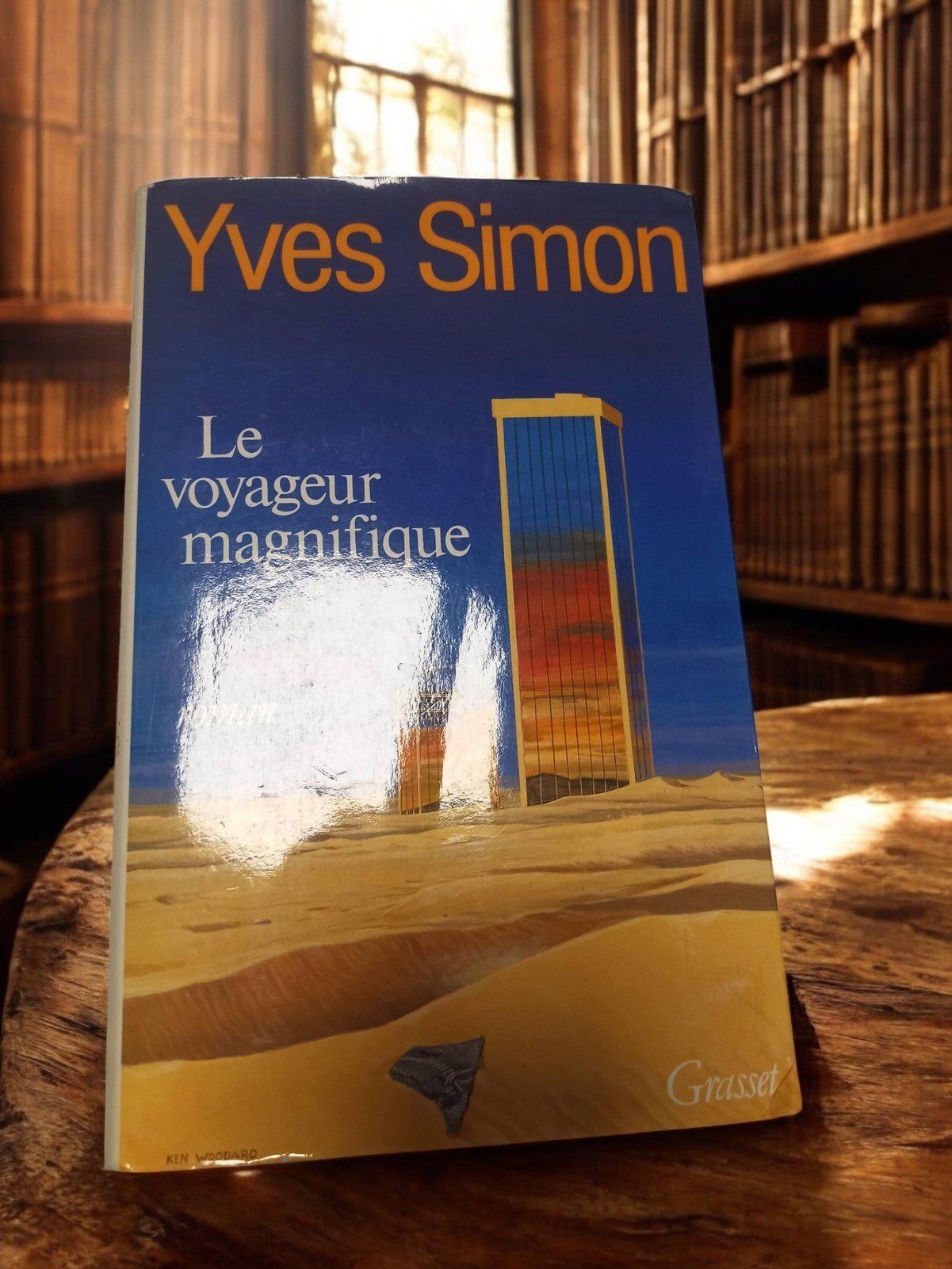 Livre ancien vintage Le voyageur magnifique Yves Simon édition originale rétro
