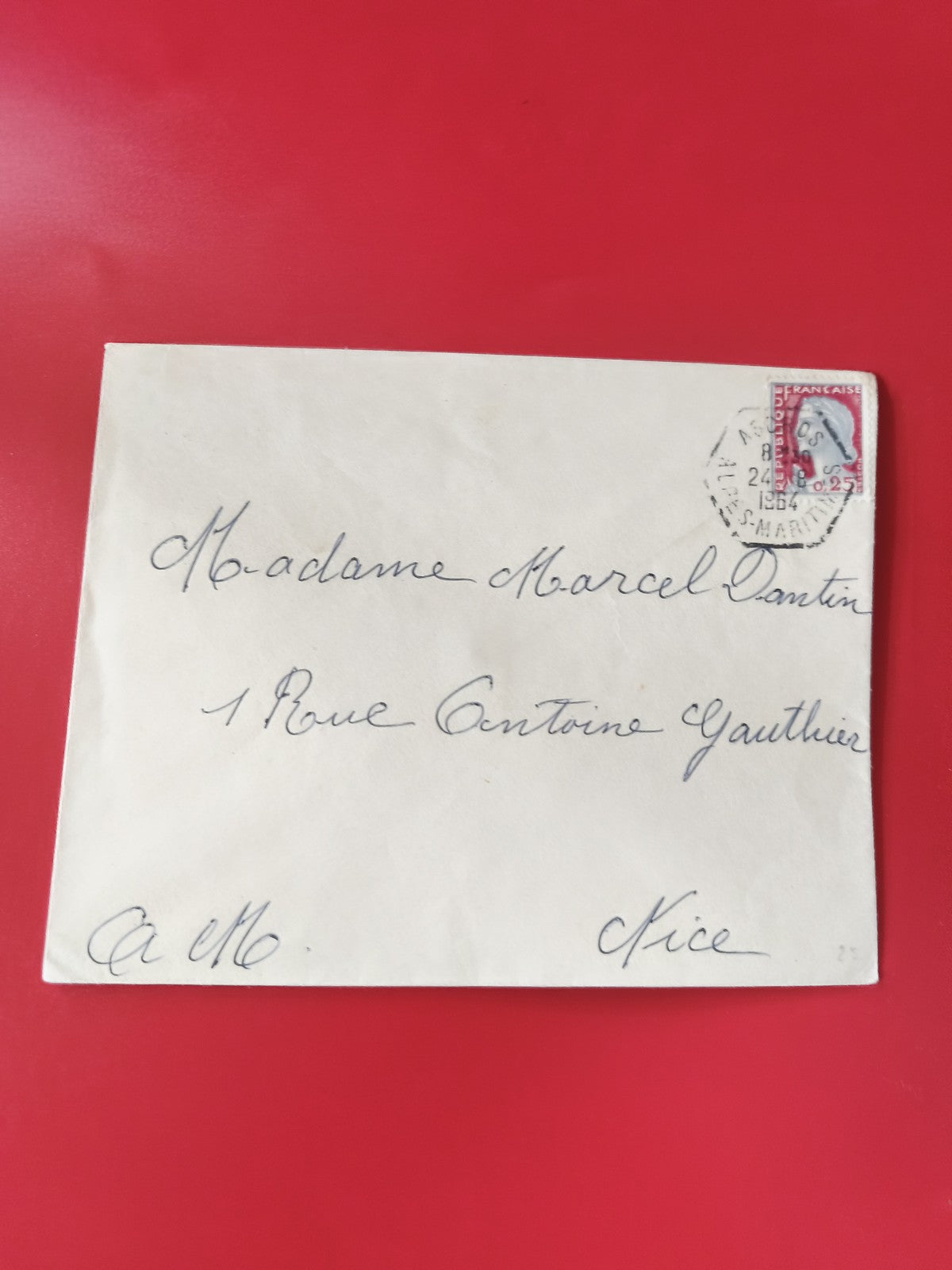 Enveloppe philatélie timbrée, écriture manuscrite, affranchissement France