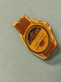 Pin's vintage Cleveland jaune forme silhouette bâtiment USA collection rétro