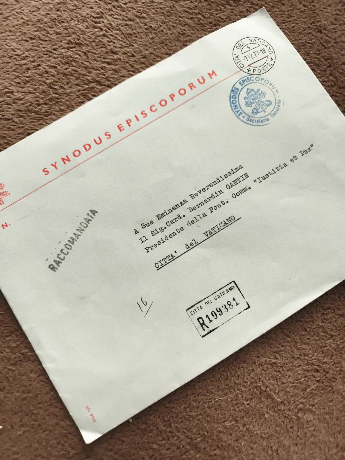Lettre recommandée Vatican Synodus Episcoporum cachet 1978 philatélie