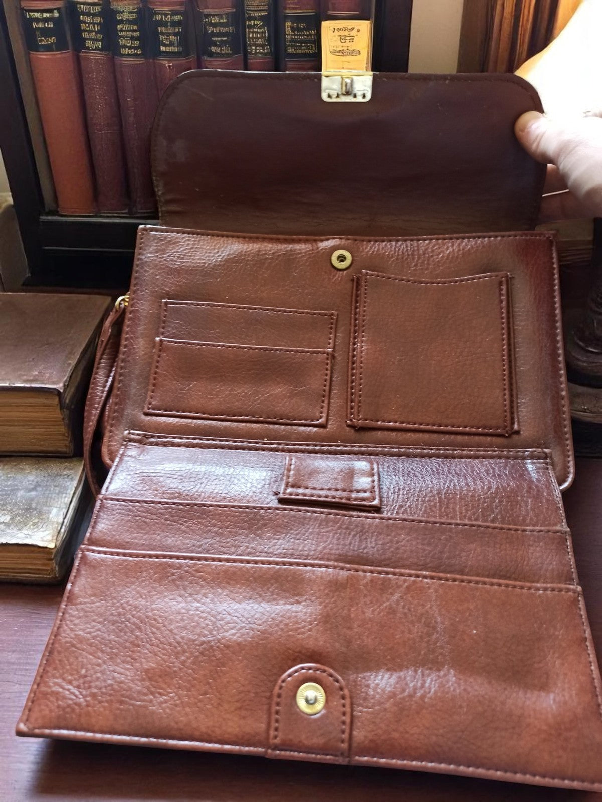 Sac à main vintage David Jones marron femme pochette rétro fermoir doré
