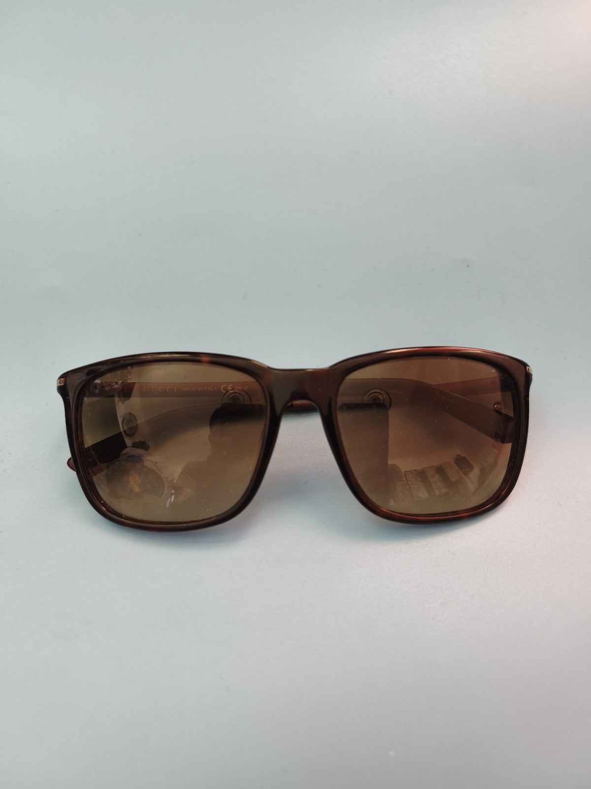 Lunettes de soleil Gucci GG 104/S homme femme, monture élégante, accessoire mode
