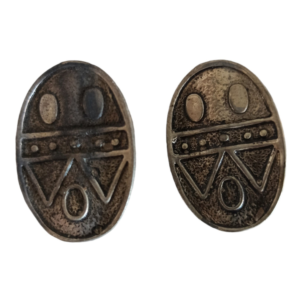 Boucles d’oreilles à clip vintage ovales aspect ethnique métal vieilli