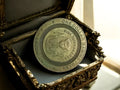Jeton casino métal Luxor 1 dollar vintage King Tut pharaon pièce Las Vegas