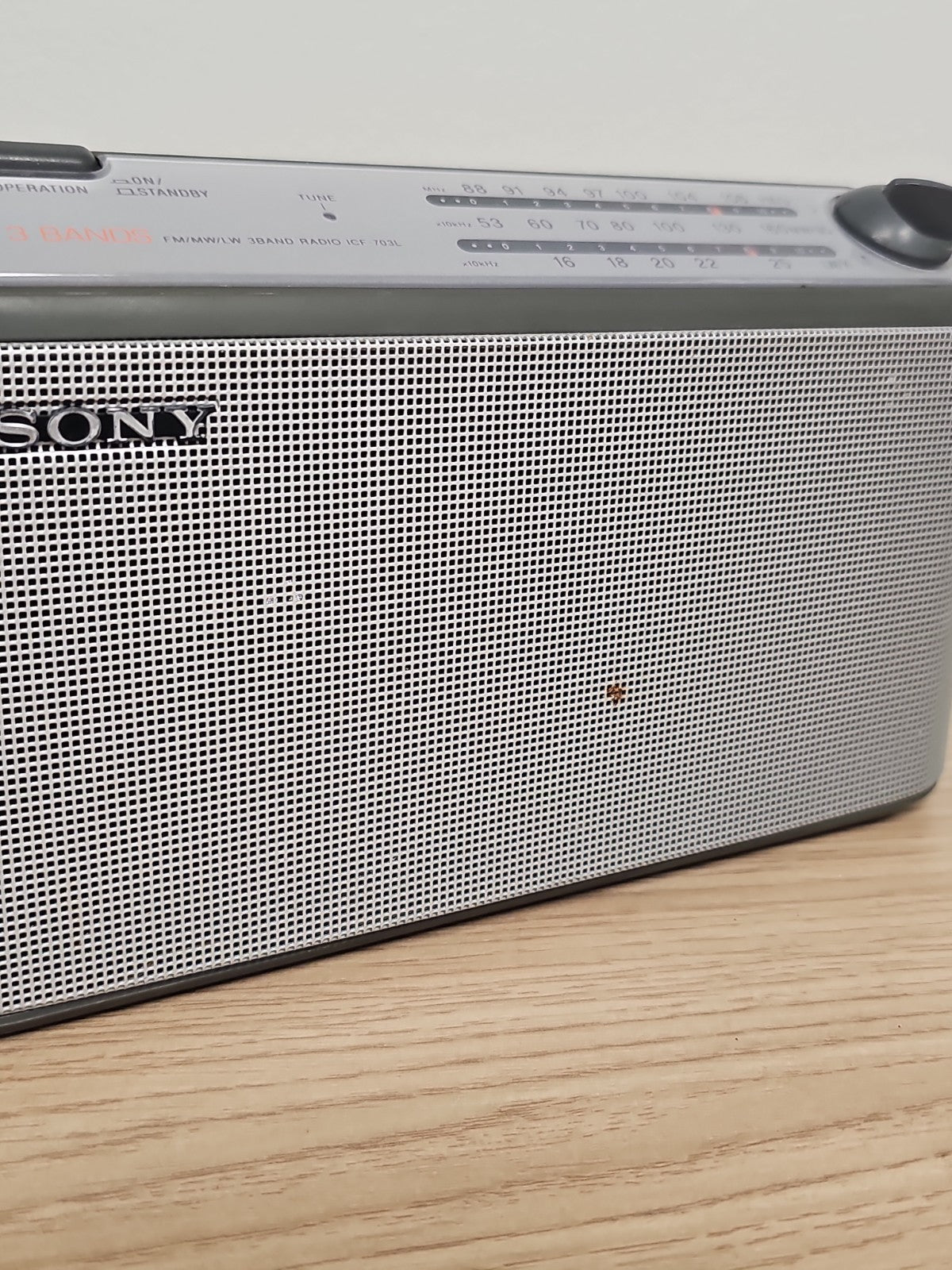 Radio portable LW/ MW/FM Sony ICF-703L