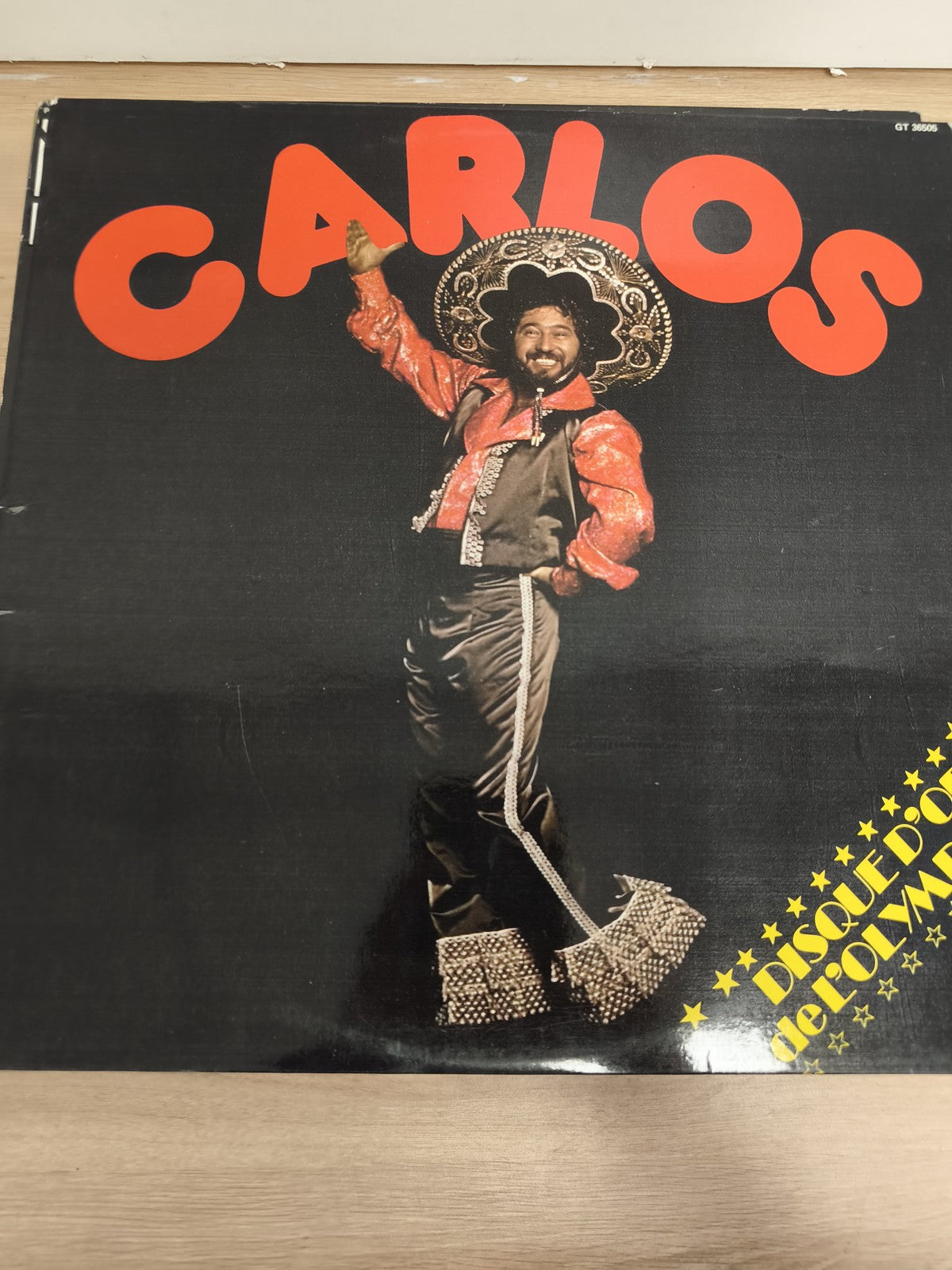 Vinyle 33 tours Carlos pochette noire chapeau mexicain disque d'or Olympia