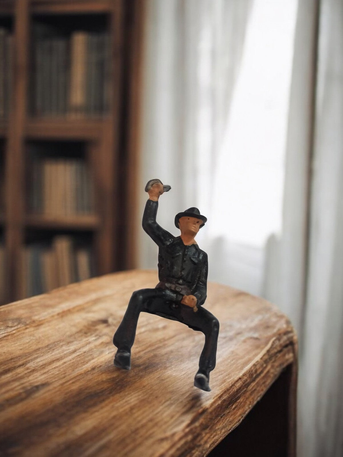 Vintage Starlux cowboy figurine? Retro Far West decor statuette