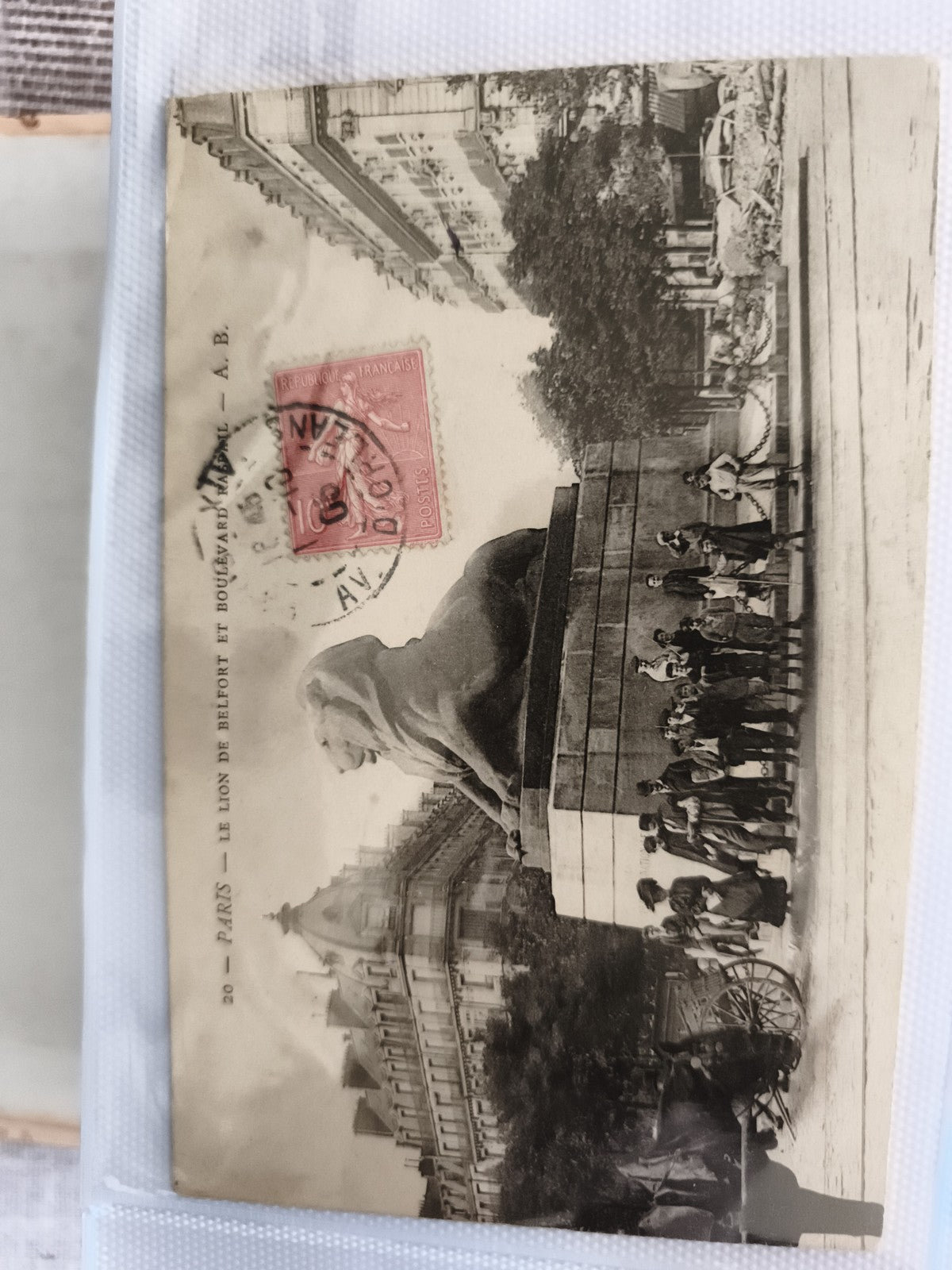 CPA Paris Le Lion de Belfort Montparnasse timbre oblitéré carte postale