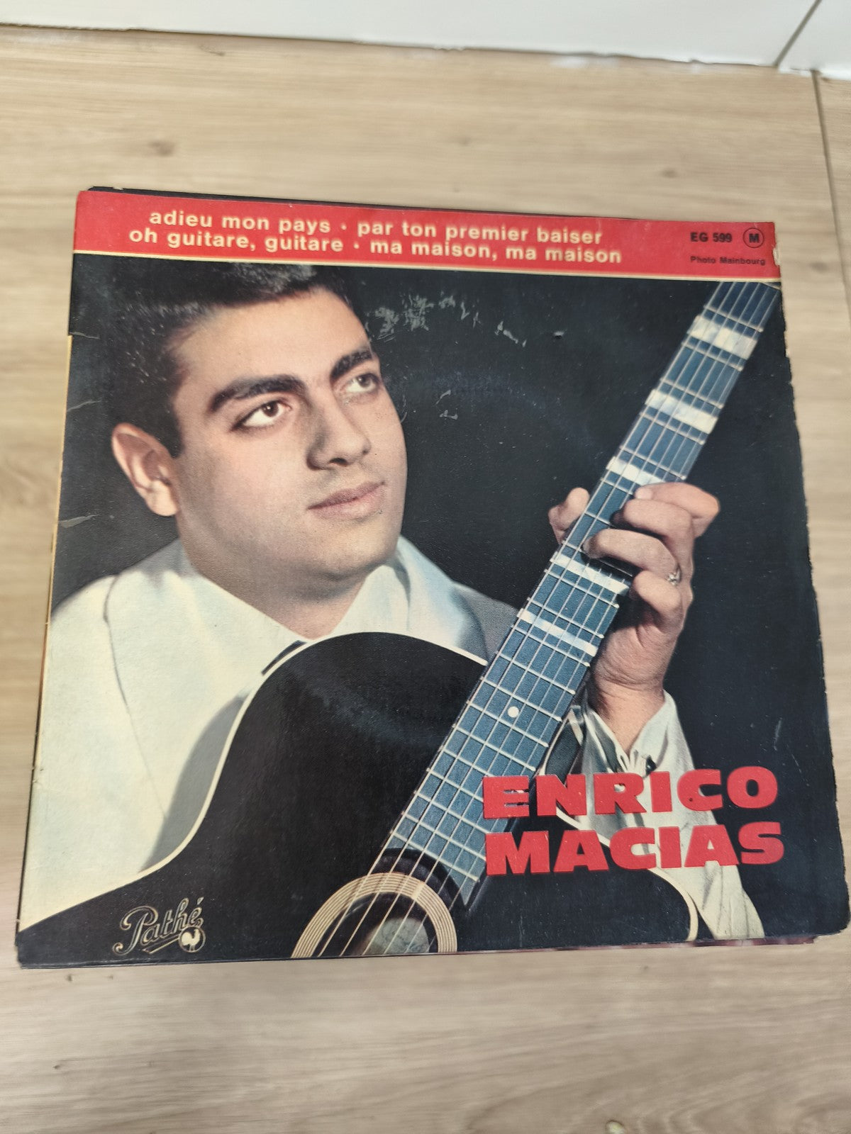 Vintage 45T Enrico Macias Pathé ? Adieu mon pays ? Pochette originale