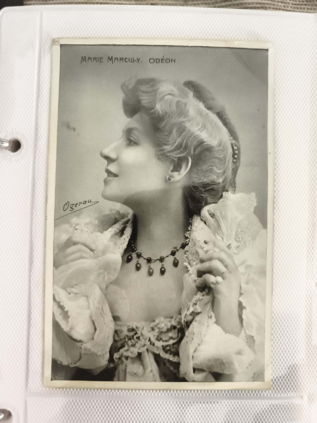 Carte postale ancienne Marie Marcilly Odéon photo actrice Ogerau CPA début XXe