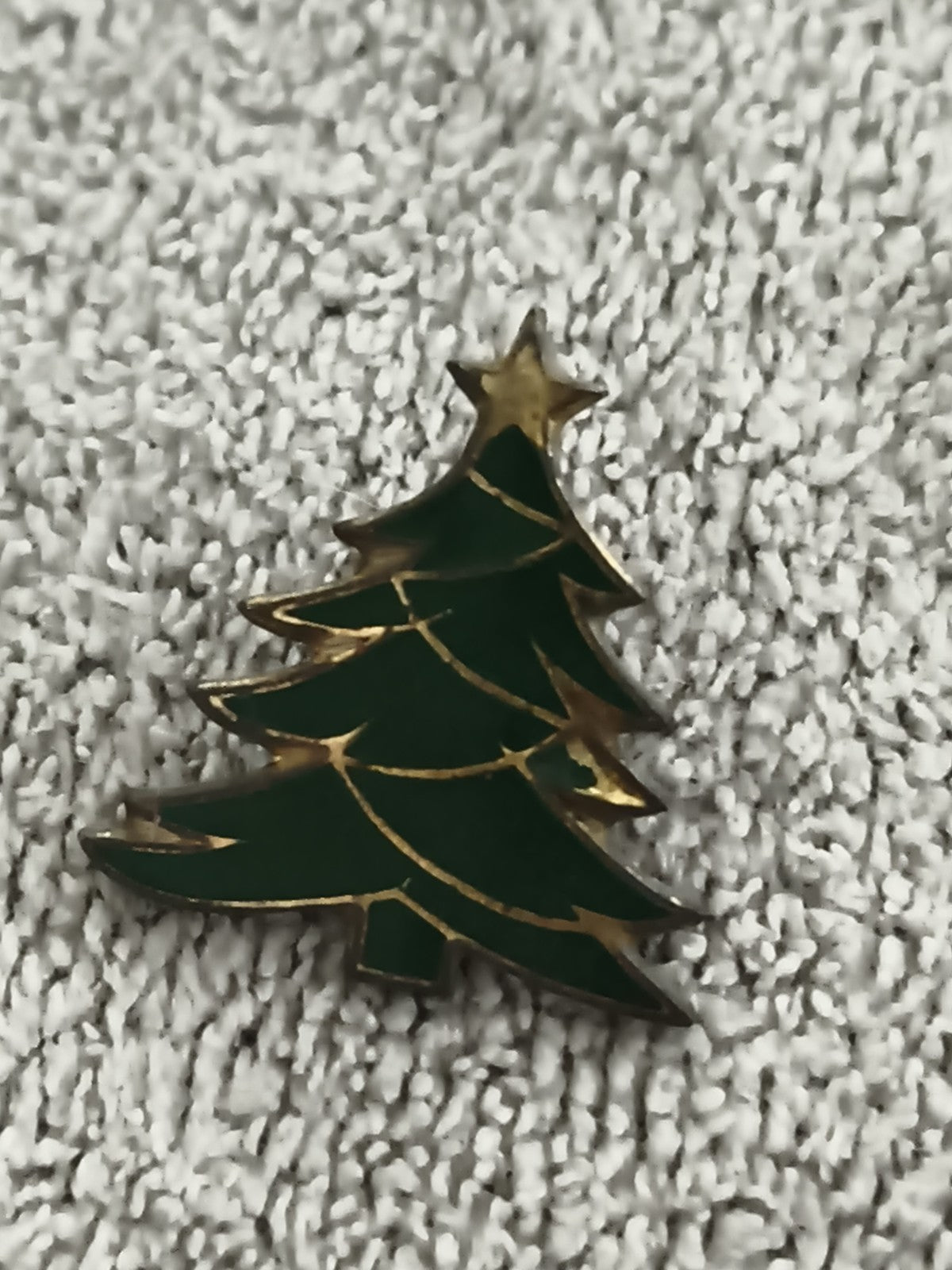 Pin's sapin de Noël vintage émaillé vert doré, broche rétro fête (Ref 3)