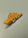 Vintage pin's Isio jaune orange vert, logo publicitaire rétro collection