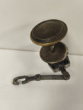 Ancienne poignée de porte avec serrure ronde, style vintage, métal patiné