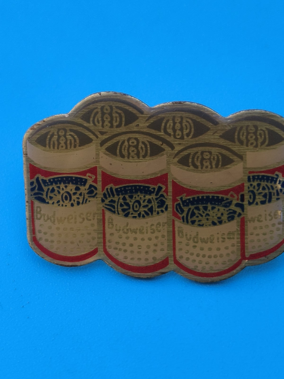 Vintage pin's Budweiser pack de canettes publicitaire collection bière