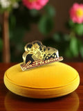 Pin's vintage Via Passion doré émaillé rétro ancien badge années 90