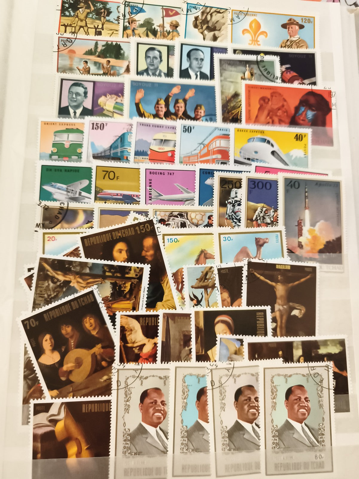 Timbres poste thématiques divers République du Tchad, trains, avions, cosmonaute