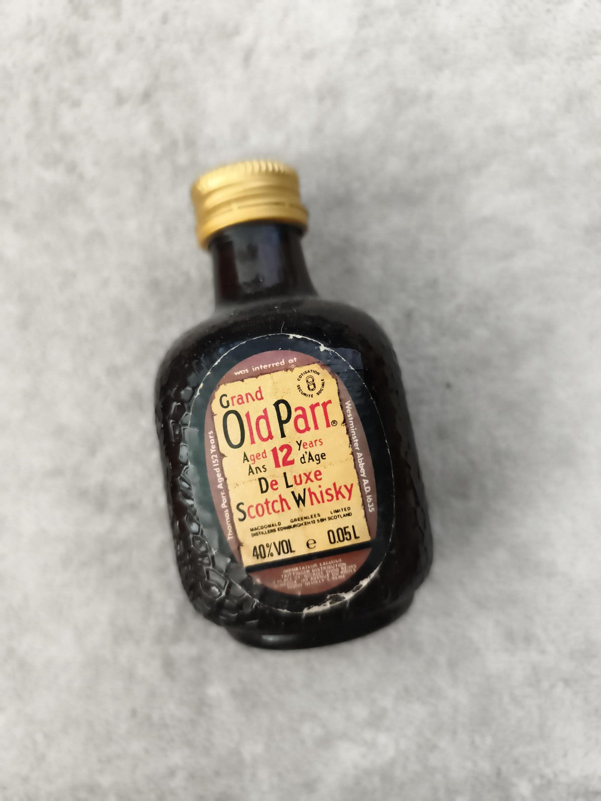 Miniature whisky Old Parr 12 ans bouteille 5cl étiquette Deluxe Scotch