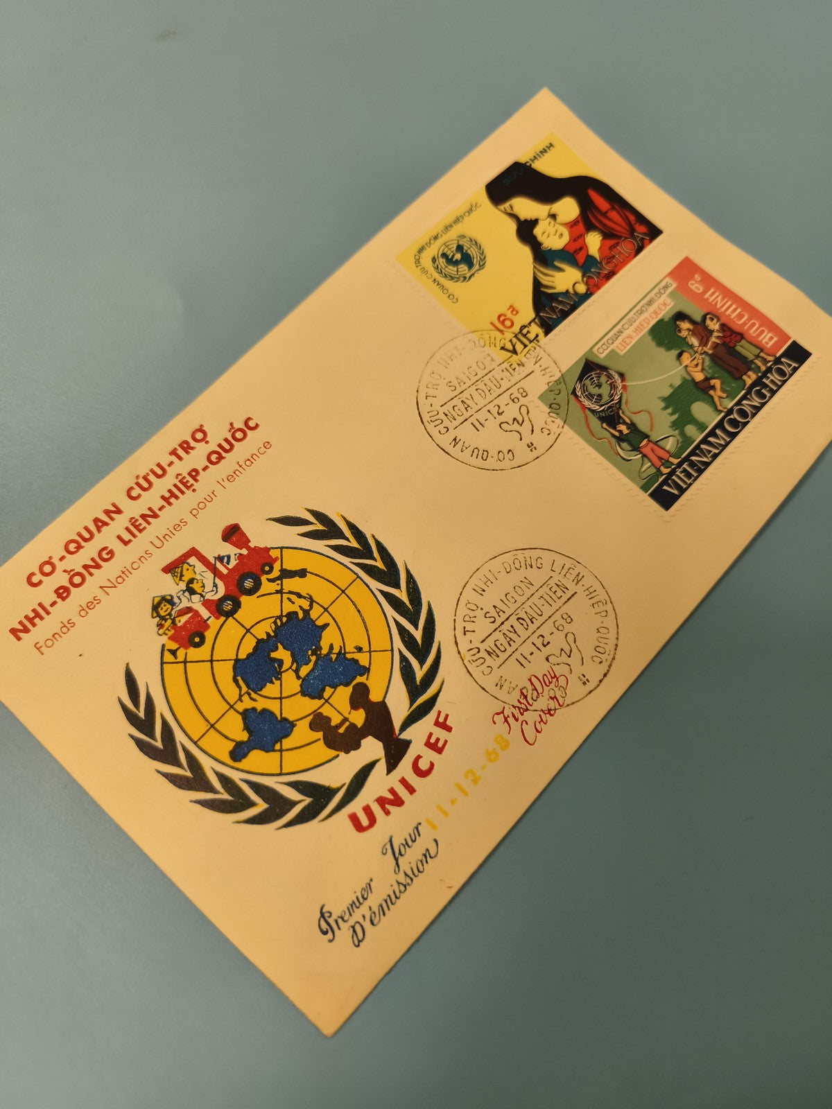 Ancienne enveloppe FDC Vietnam UNICEF 1968 timbres illustrés premier jour