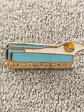 Pin's vintage nageur stylisé bleu jaune, broche rétro sport (Ref 1)