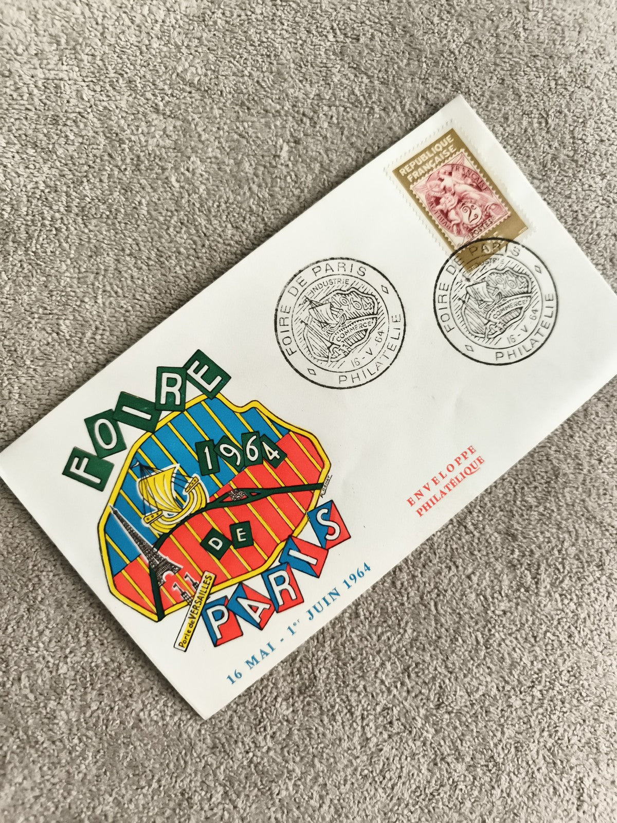 Enveloppe philatélique Foire de Paris 1964 timbre République française
