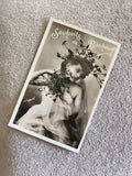 CPA Souhaits de Bonheur H. Manuel photo glamour début XXe élégante femme