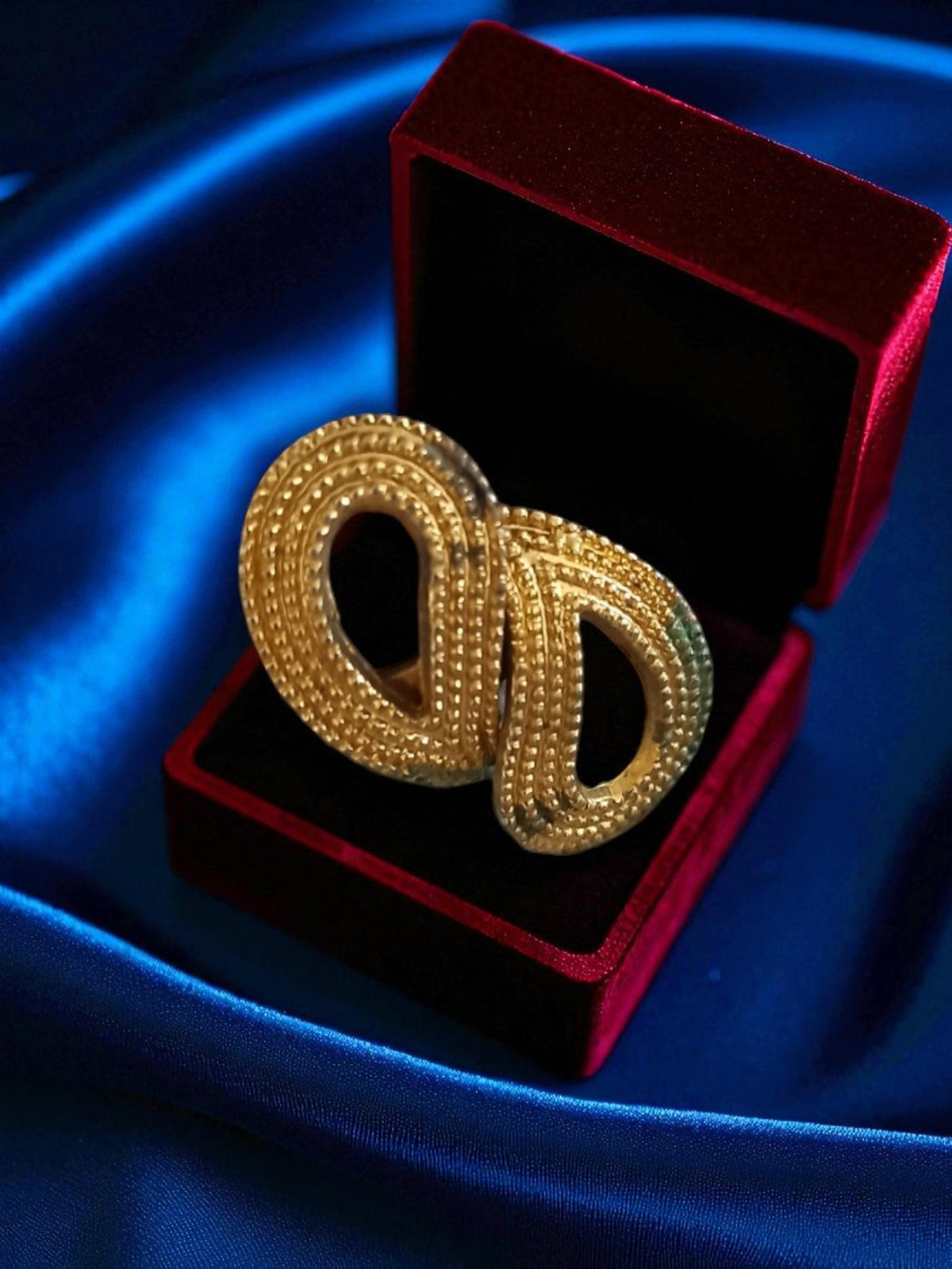 Vintage gold-plated ring size 51 - Elegant antique jewelry