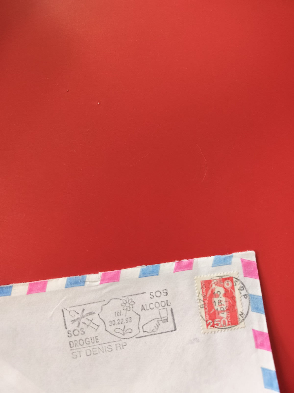 Enveloppe philatélie affranchie, liseré bleu rose, tampon SOS Drogue Alcool