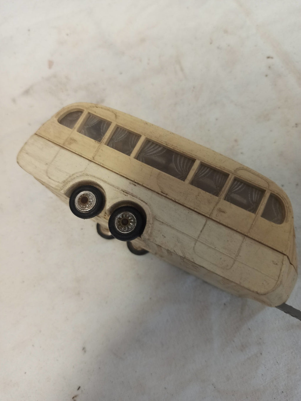 Caravane miniature vintage Norev Hénon EH 56-220 rétro ancien beige