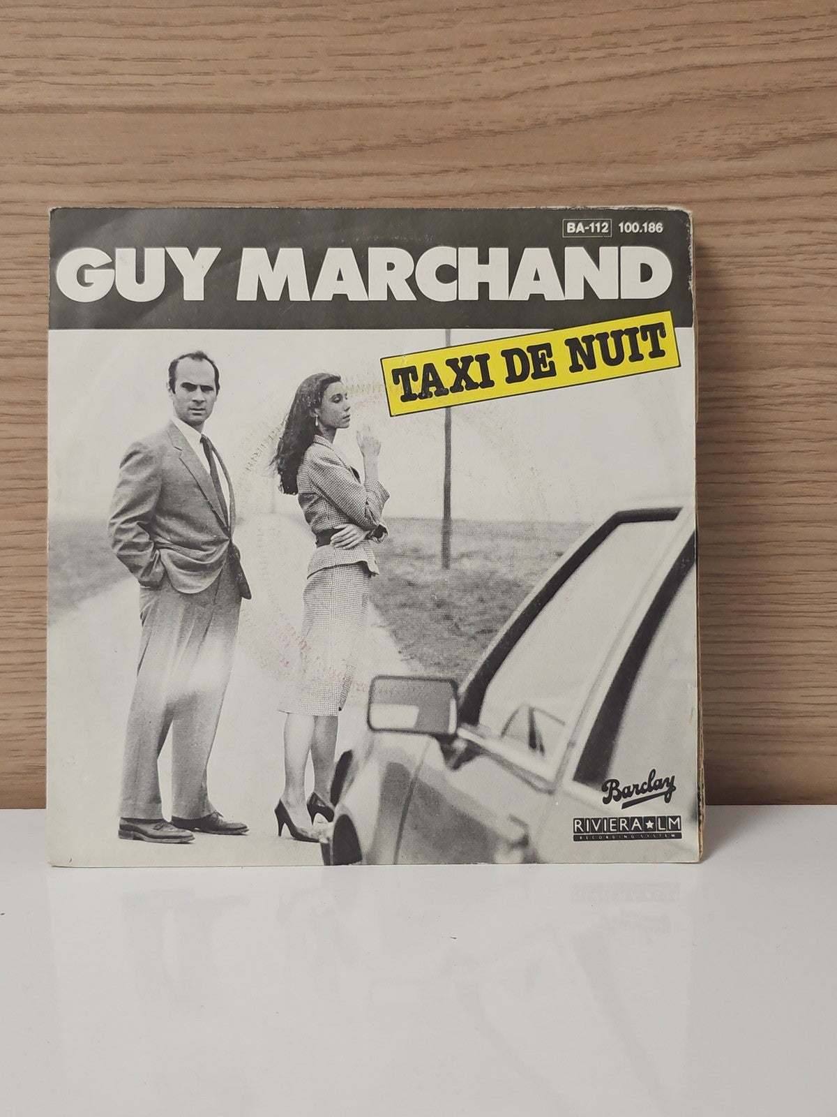 Disque vinyle 45T rétro Guy Marchand ancien single collection musique vintage