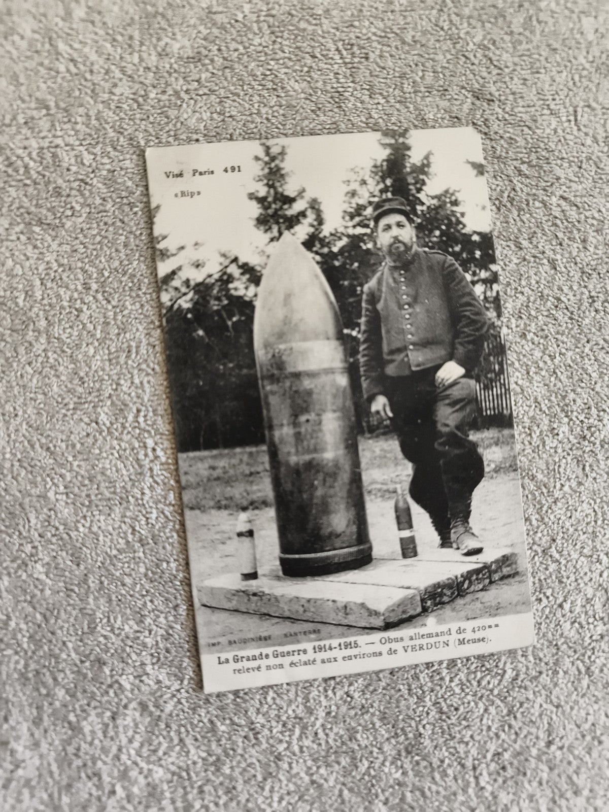 CPA Guerre 1914-1915 obus allemand 420 Verdun Meuse photo ancienne