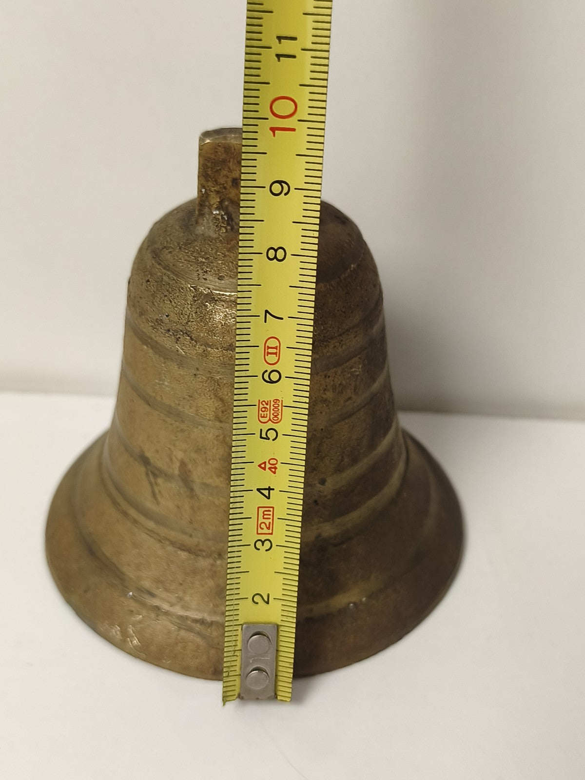 Grande cloche ancienne vintage de collection, marque ancienne, déco rétro authen