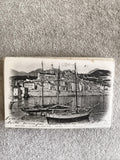 CPA Menton Le Port Vieille Ville ND Phot bateau voilier écrite