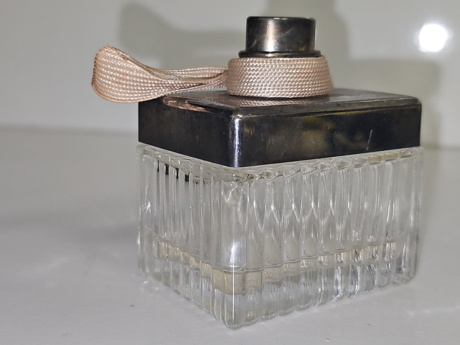 Flacon parfum ancien Chloé vintage original, collection rétro, parfum d?occasion