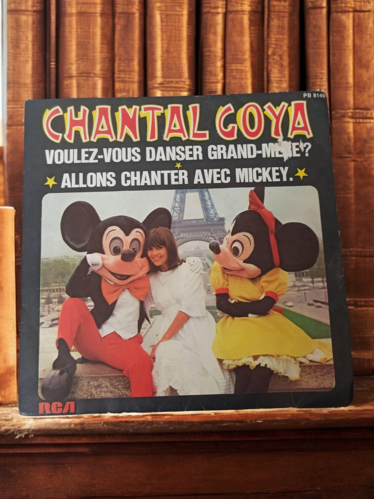 Vinyle 45 tours Chantal Goya RCA ancien Mickey Minnie pochette rétro vintage