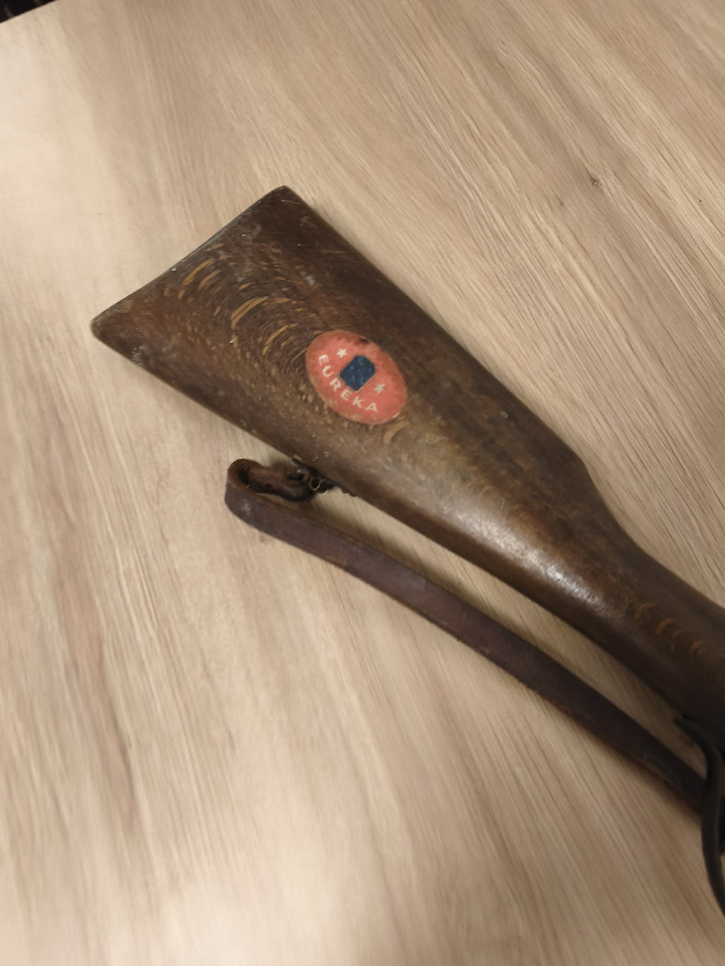 Ancien jouet carabine à plomb bois et métal, collection vintage déco