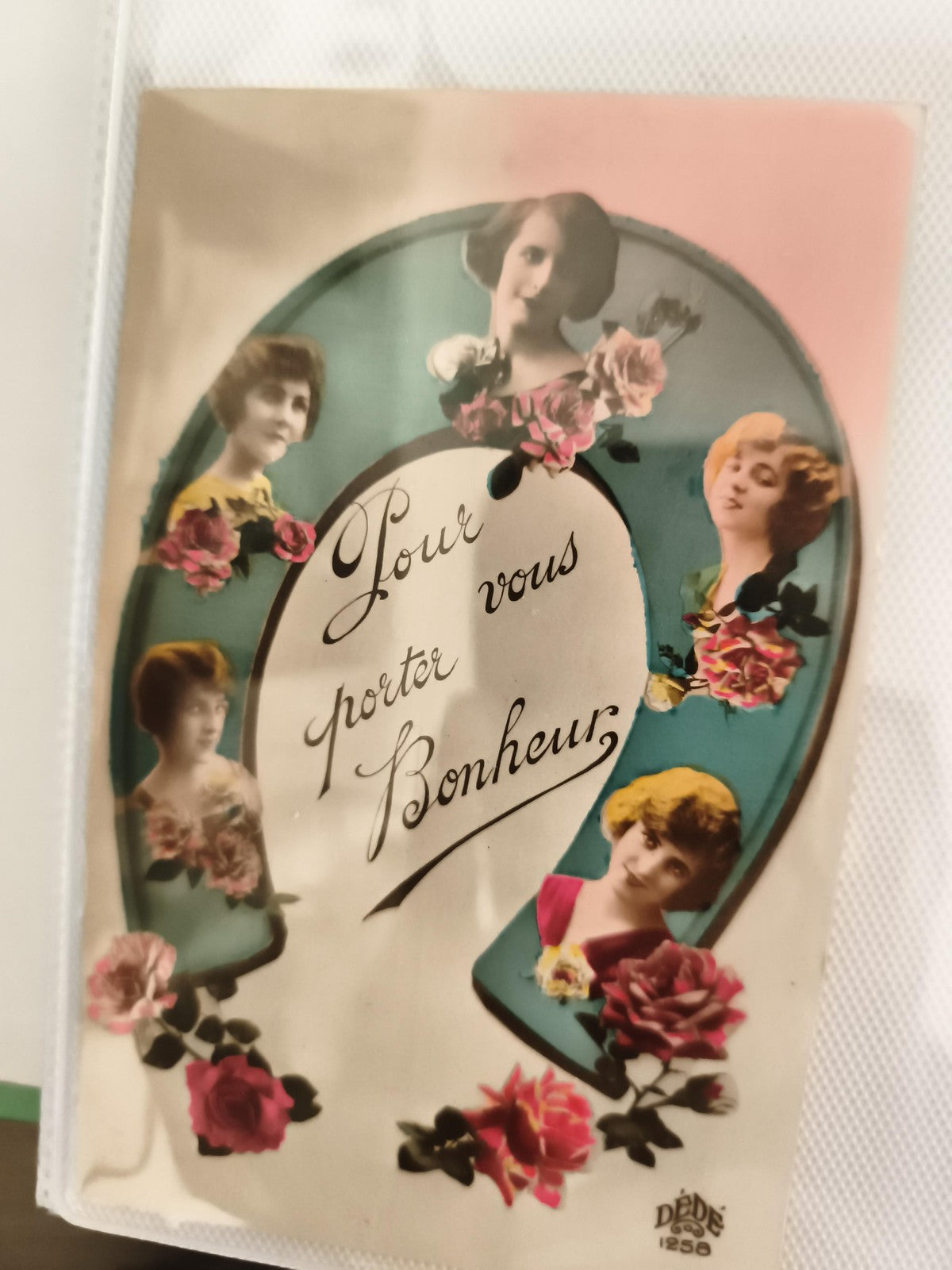 Carte postale ancienne porte-bonheur DéDé 1920 femmes fleurs art déco CPA