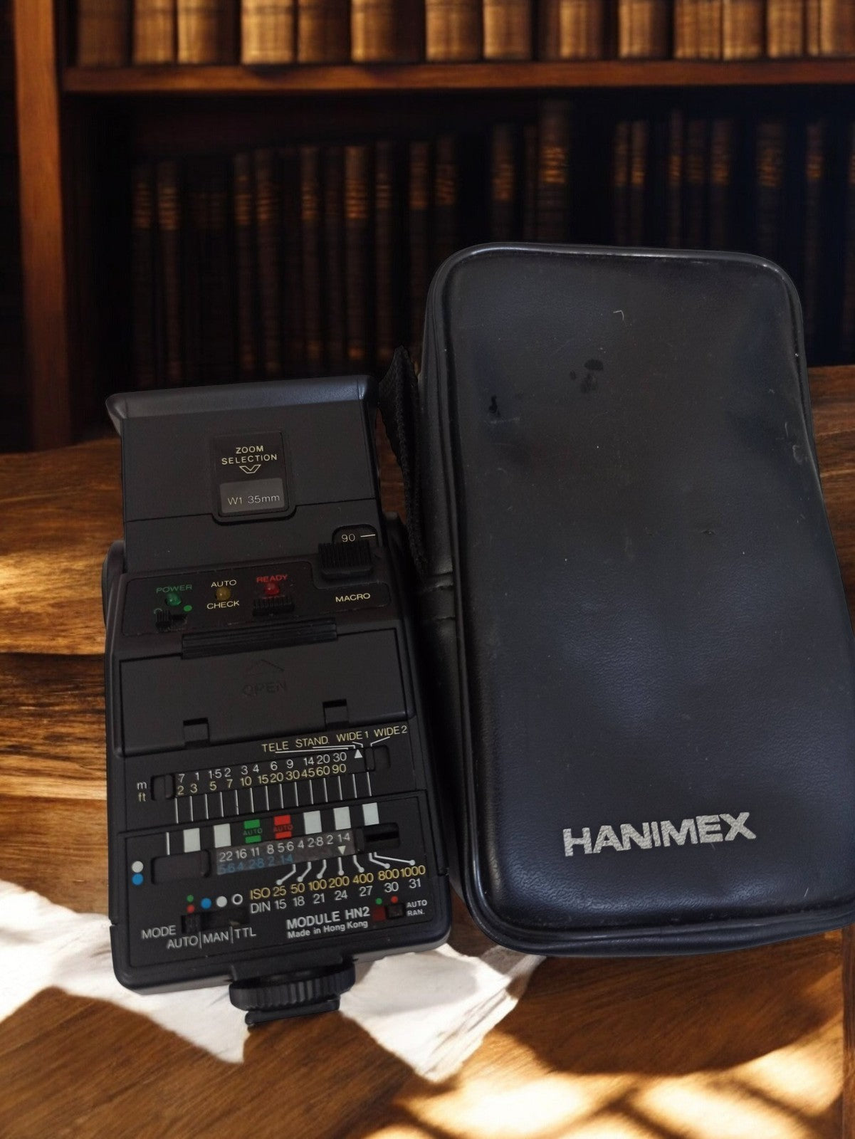 Flash Hanimex vintage pour appareil photo argentique avec étui rétro
