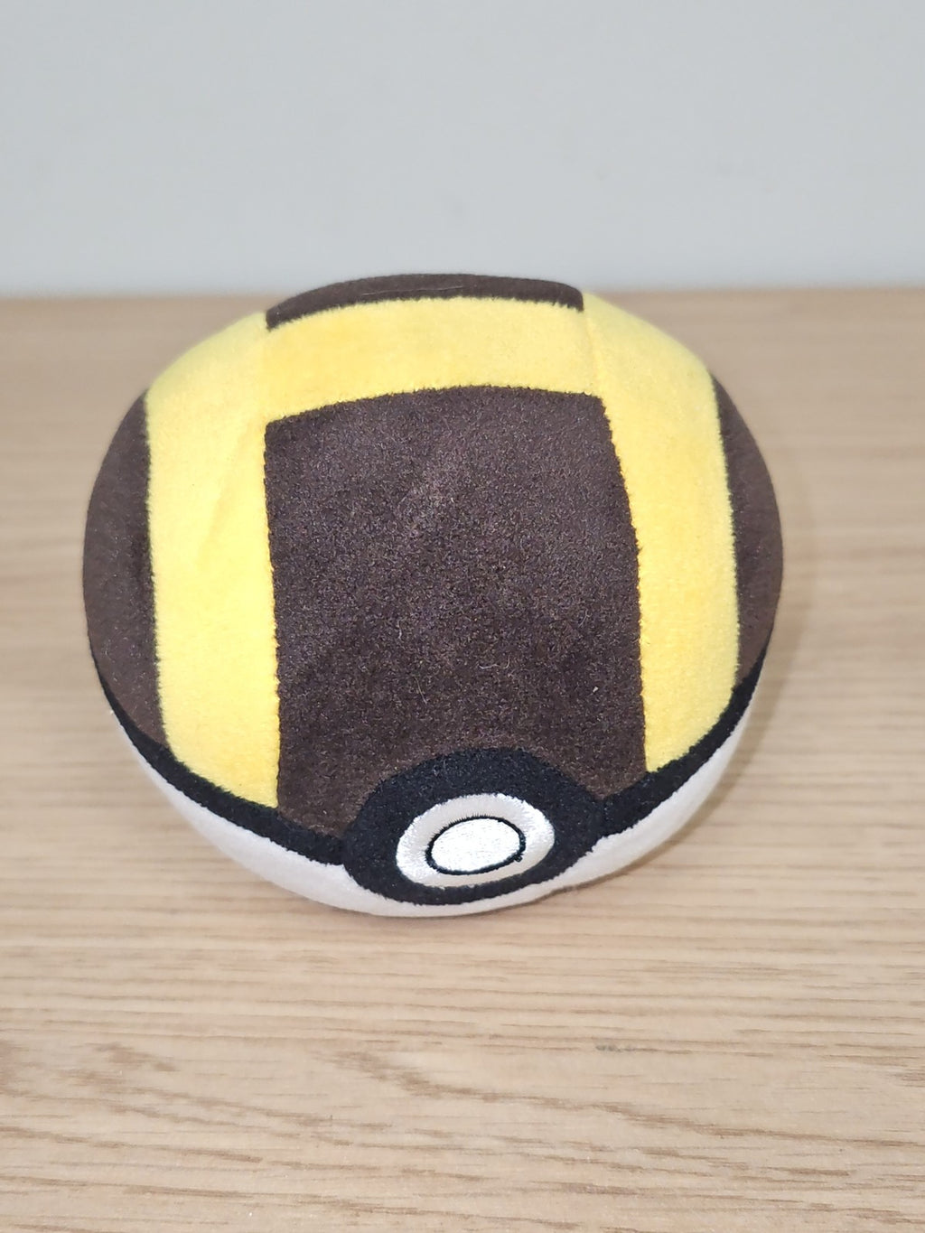 Peluche Ultra Ball Pokémon originale, d'occasion, marque officielle, jouet doux