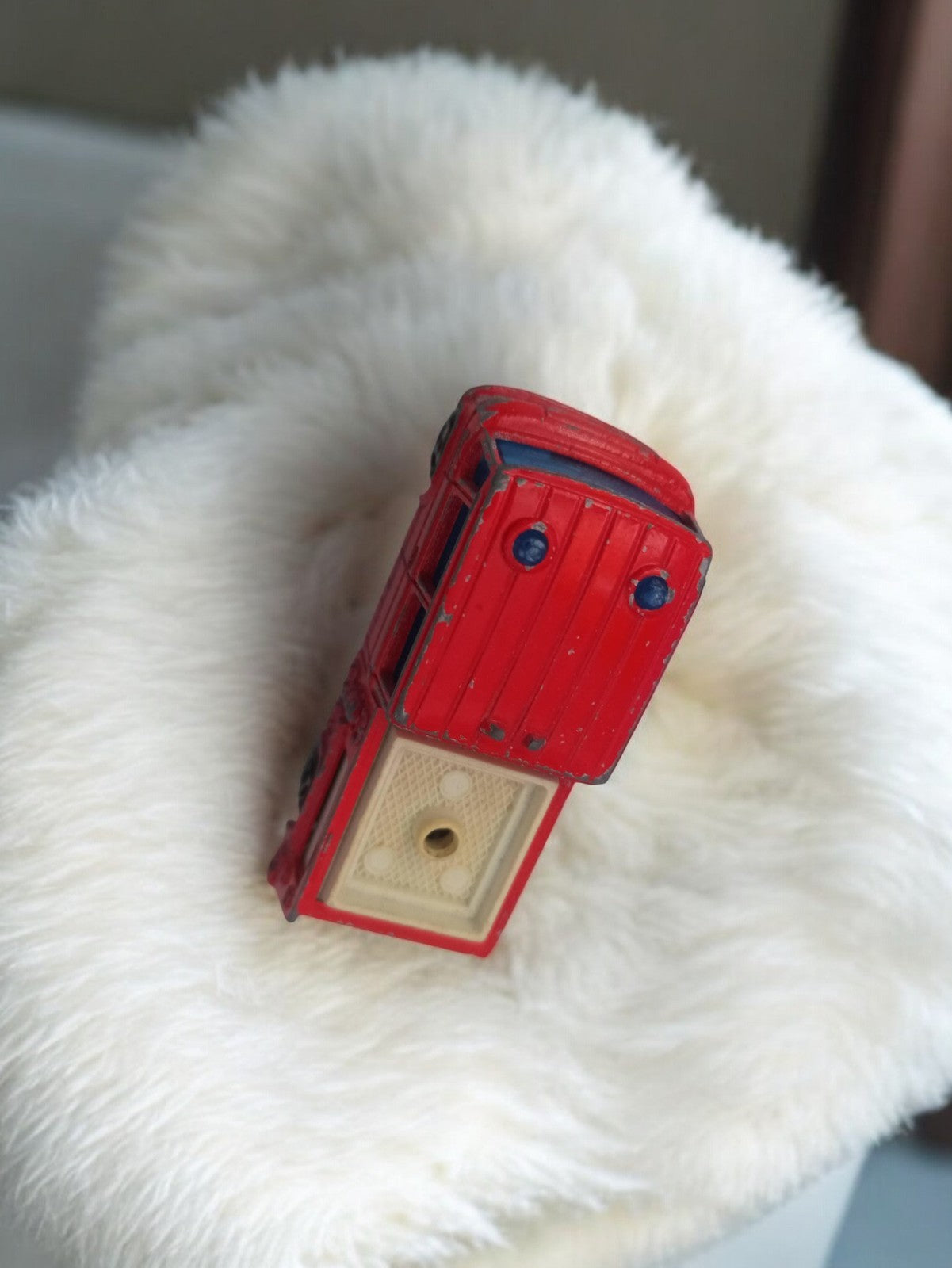 Véhicule miniature ancien bus rouge rétro jouet vintage d'occasion
