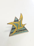 Pin's ancien Maeva rétro collection, badge publicitaire vintage années 80 90