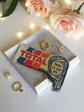 Pin's vintage TOTAL Paris Le Cap 92 édition limitée publicité